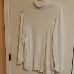 Amazon Essentials Cream Turtleneck Sweater